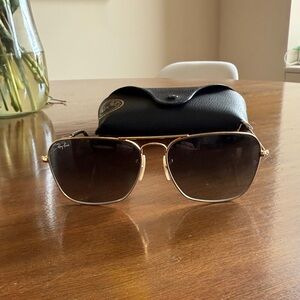 Ray-Ban Gold Square Aviator Sunglasses with Black Case